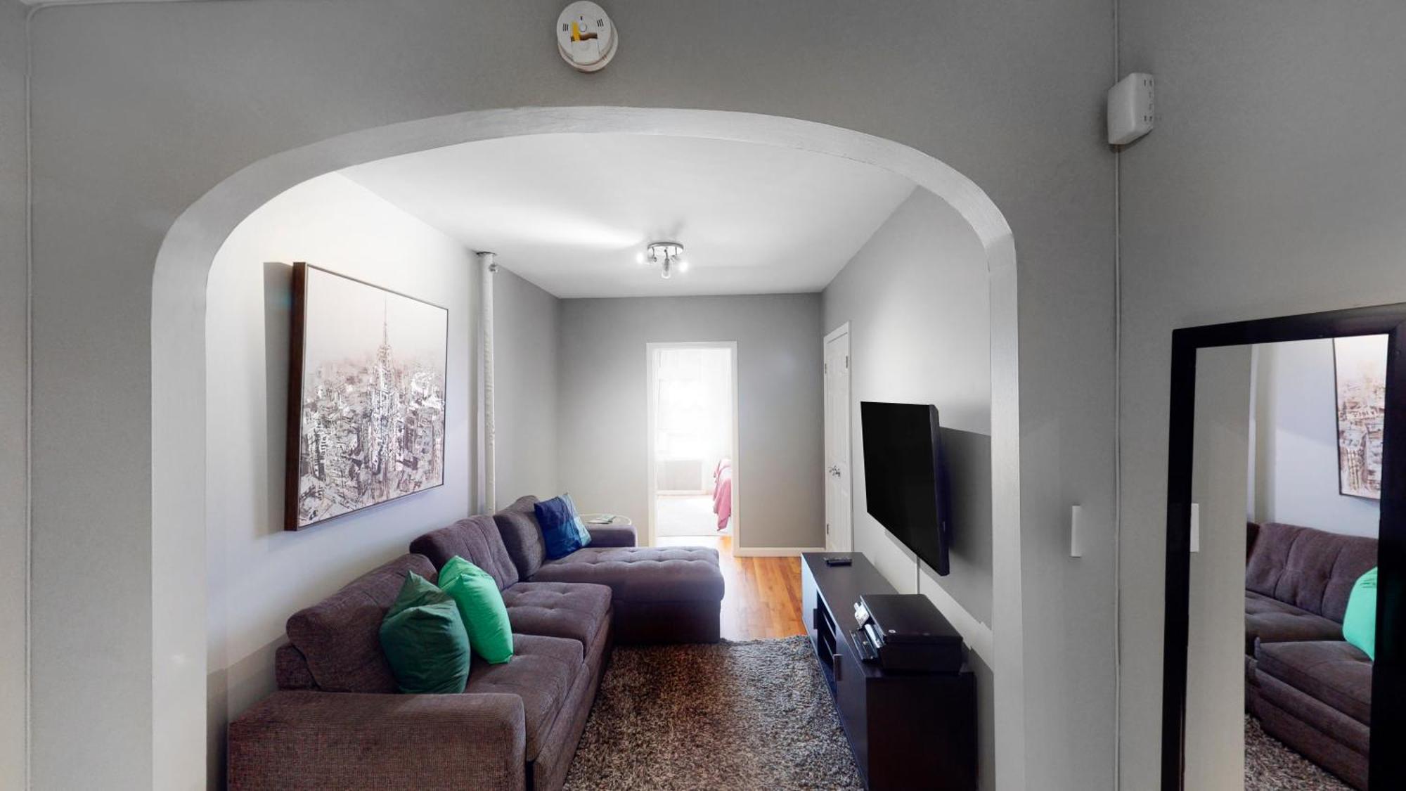 2br Near Mount Sinai & Metropolitan Hospitals * New York