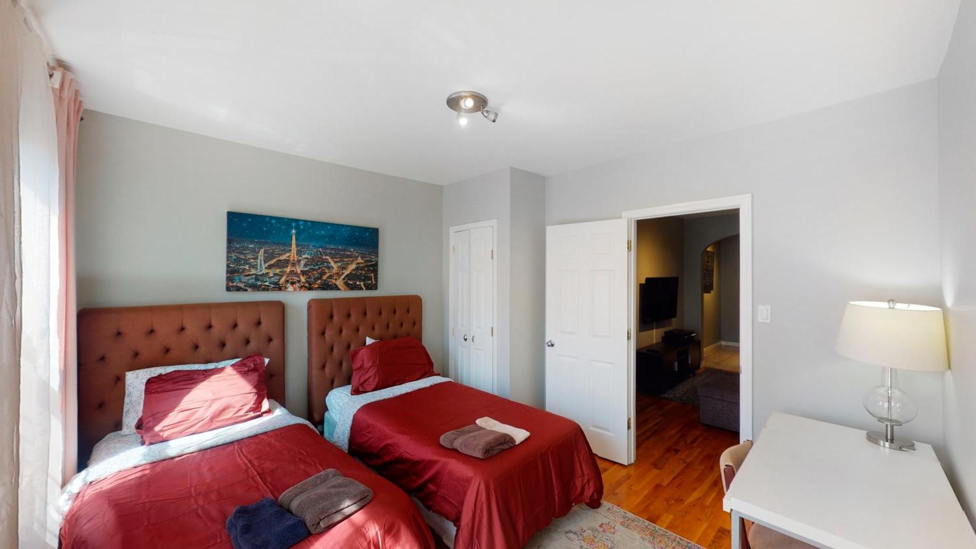 2br Near Mount Sinai & Metropolitan Hospitals Apartment